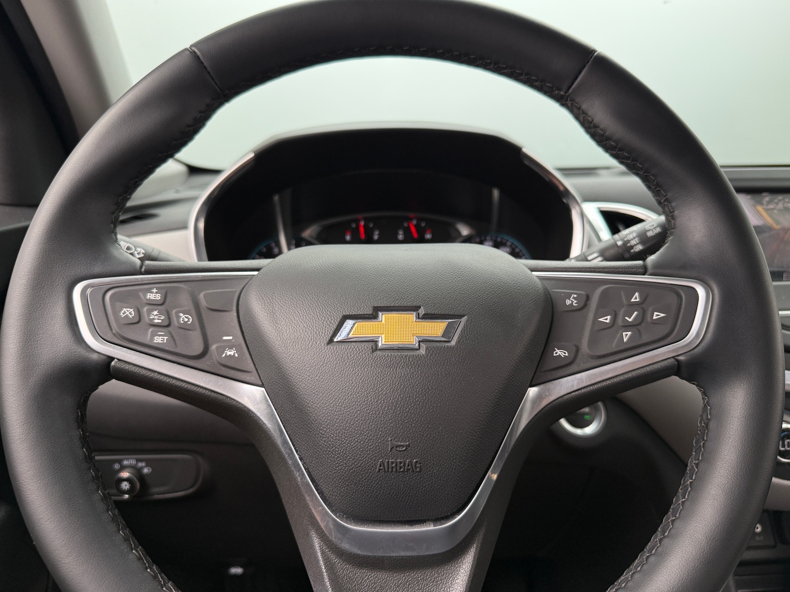 Thumbnail: 2023 Chevrolet Equinox - 5