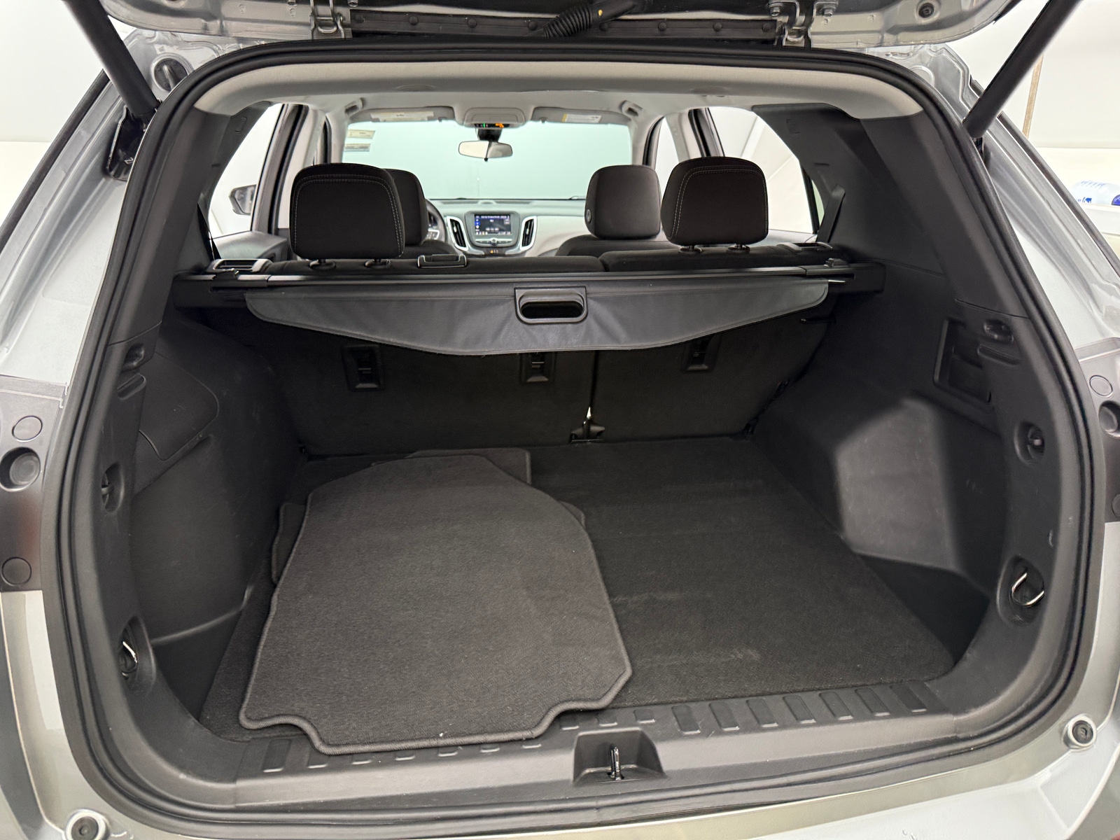 Thumbnail: 2023 Chevrolet Equinox - 7