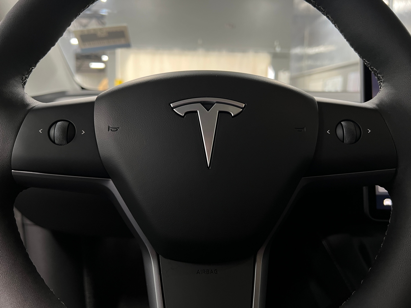 Thumbnail: 2024 Tesla Model Y - 4