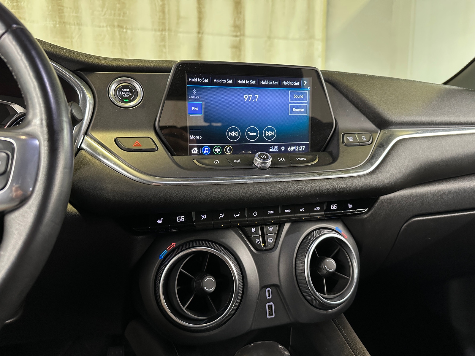 Thumbnail: 2019 Chevrolet Blazer - 4