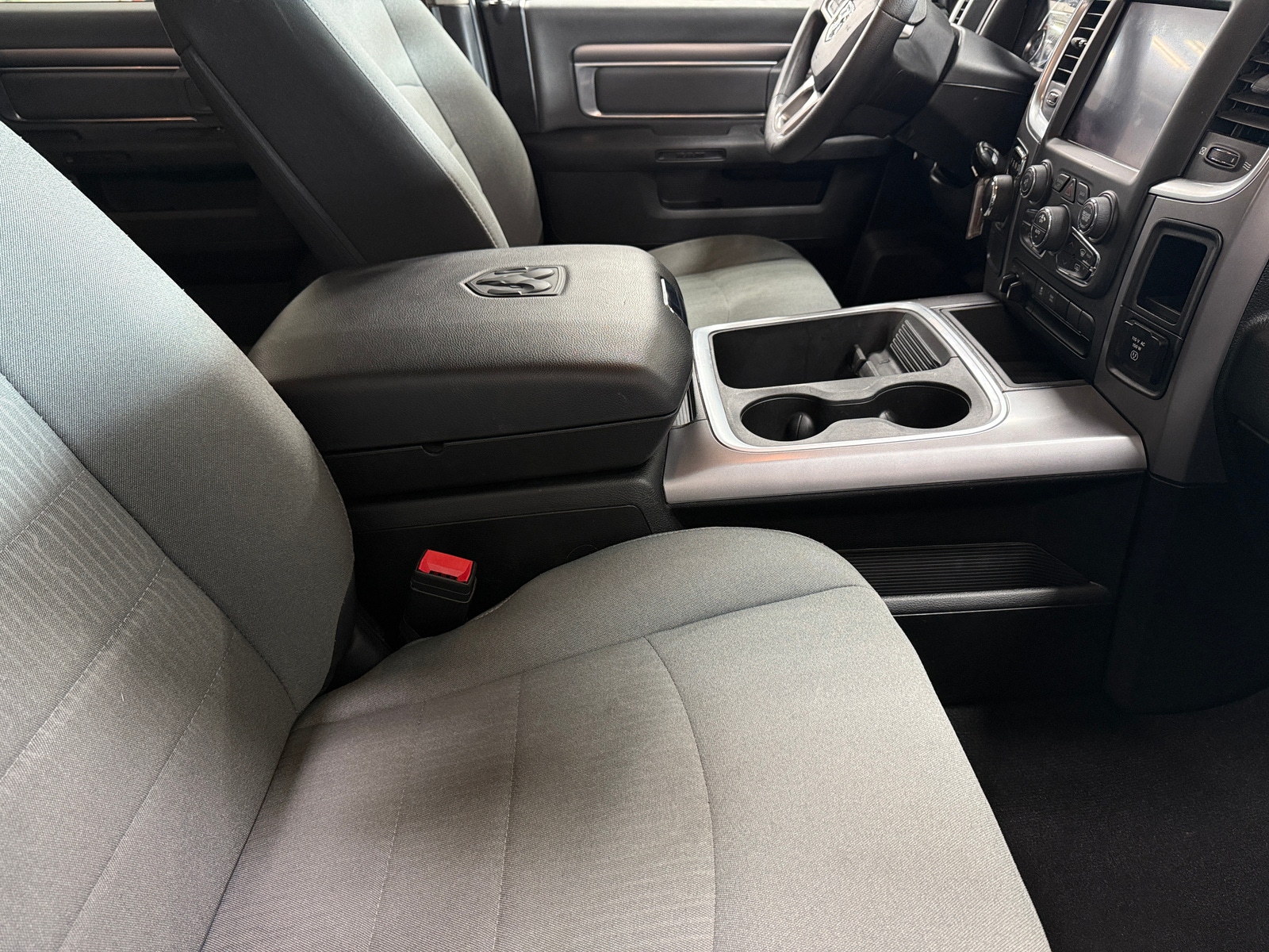 Thumbnail: 2023 RAM 1500 Classic - 2