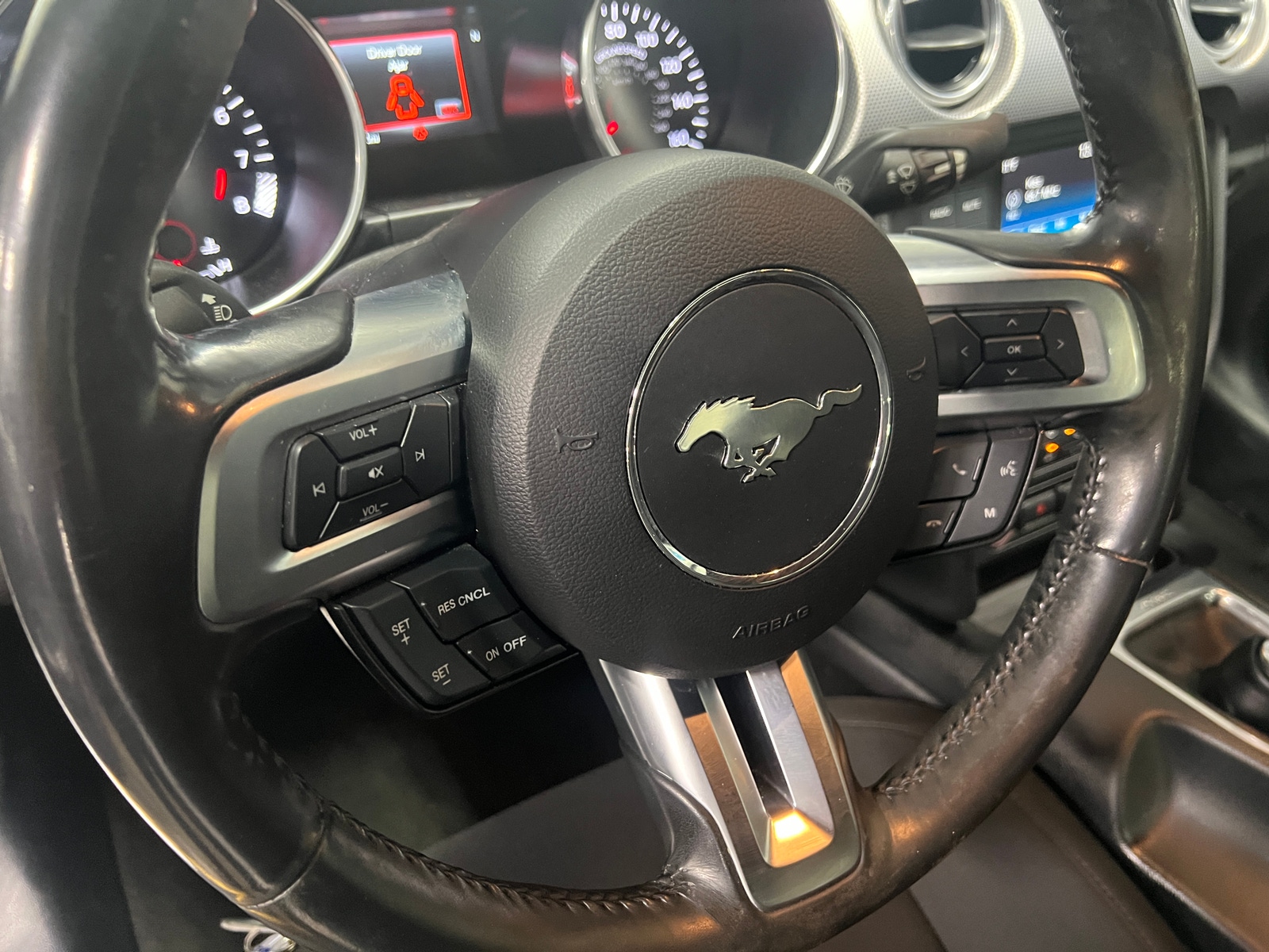 Thumbnail: 2018 Ford Mustang - 4