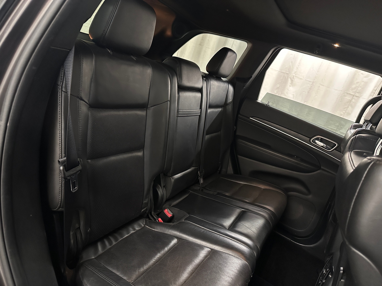 Thumbnail: 2018 Jeep Grand Cherokee - 5