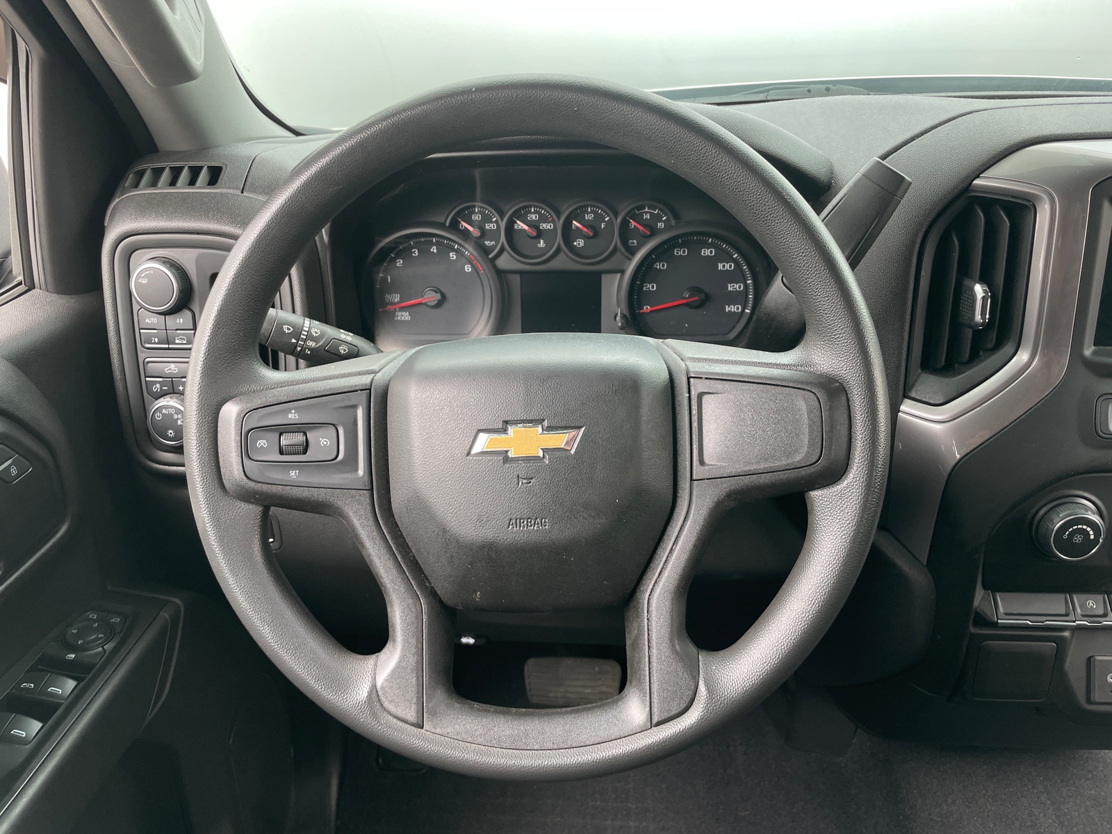 Thumbnail: 2021 Chevrolet Silverado 1500 - 5