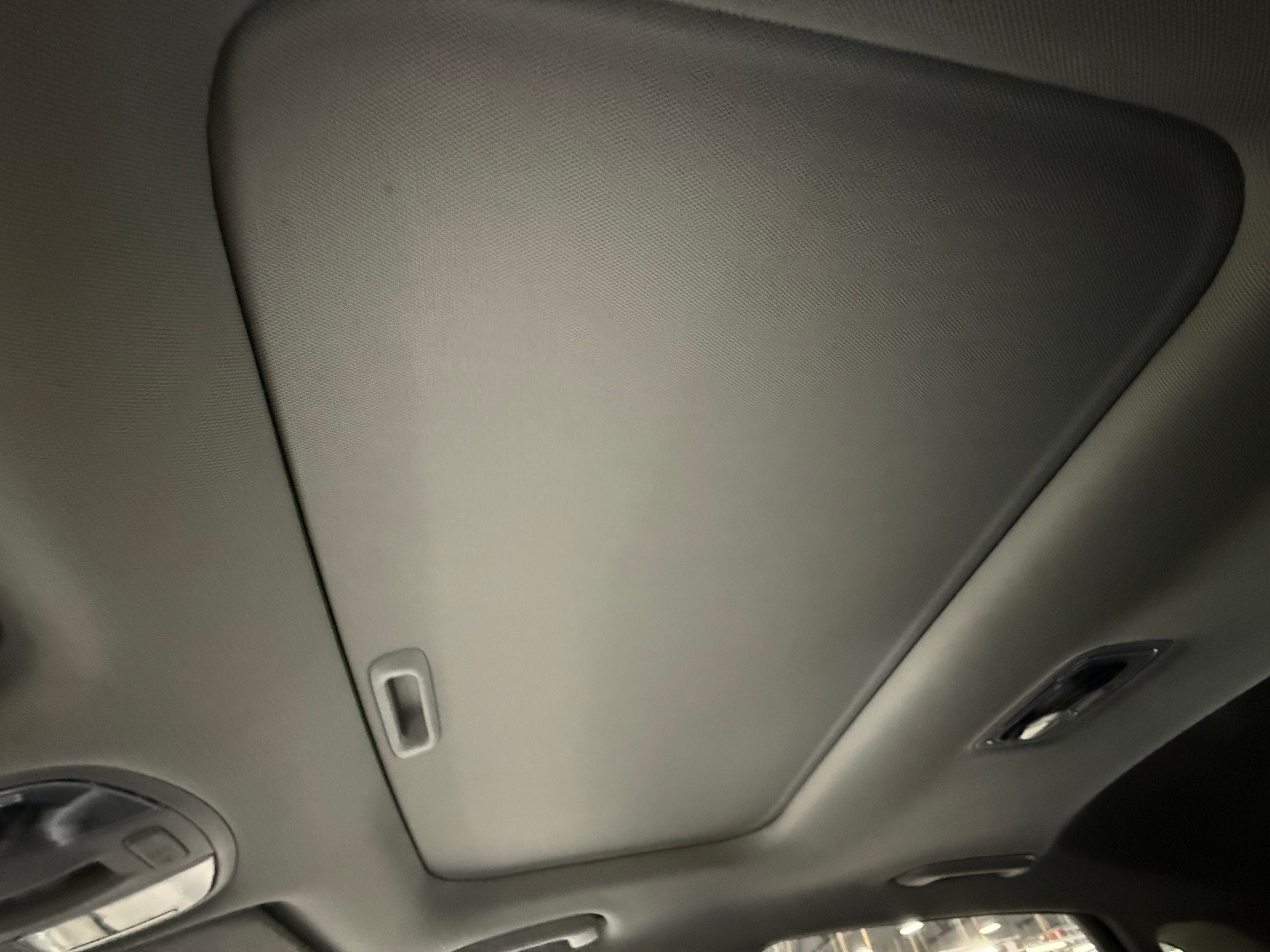 Used 2020 Hyundai Kona EV Limited with VIN KM8K33AG6LU071807 for sale in Auburn, WA