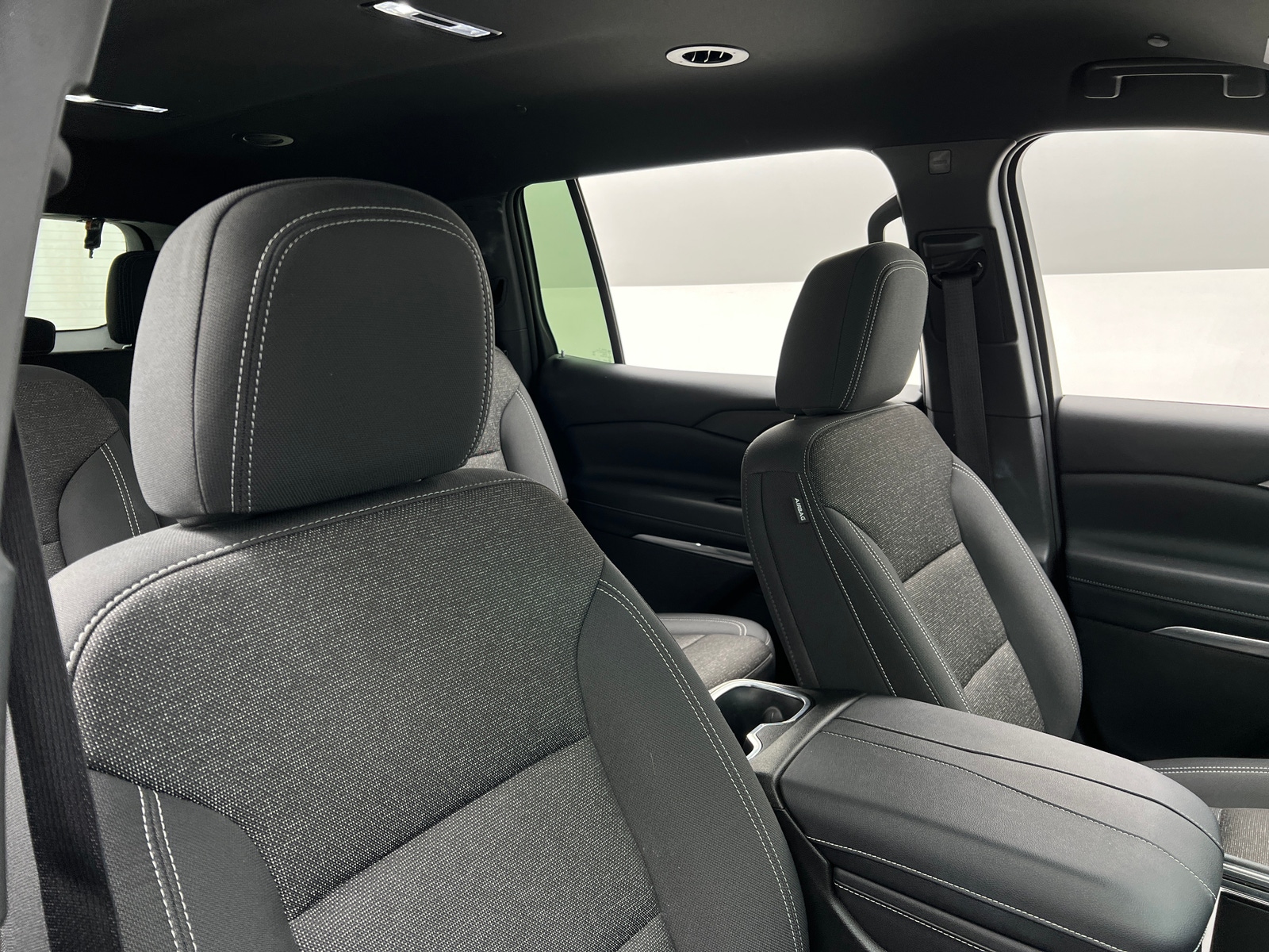 Thumbnail: 2025 Chevrolet Traverse - 2