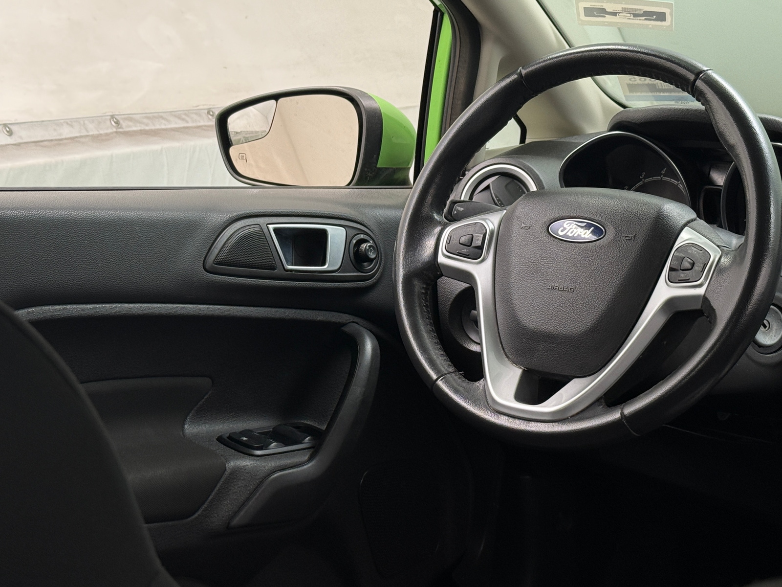 Thumbnail: 2014 Ford Fiesta - 5