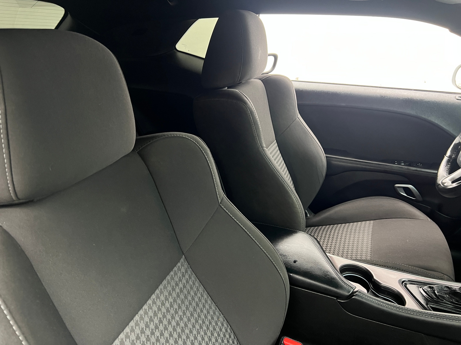 Thumbnail: 2022 Dodge Challenger - 2