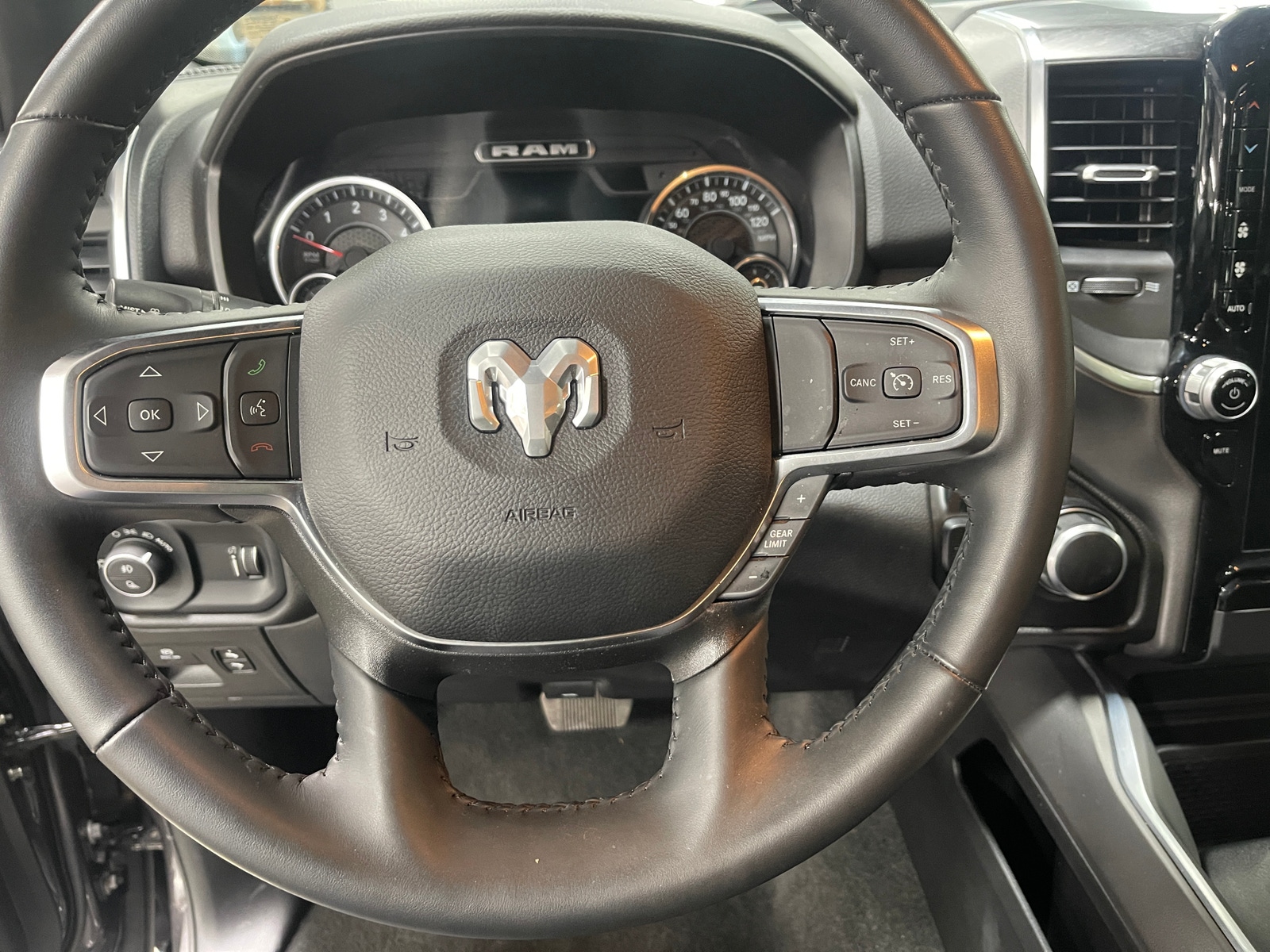 Thumbnail: 2024 RAM 1500 - 5