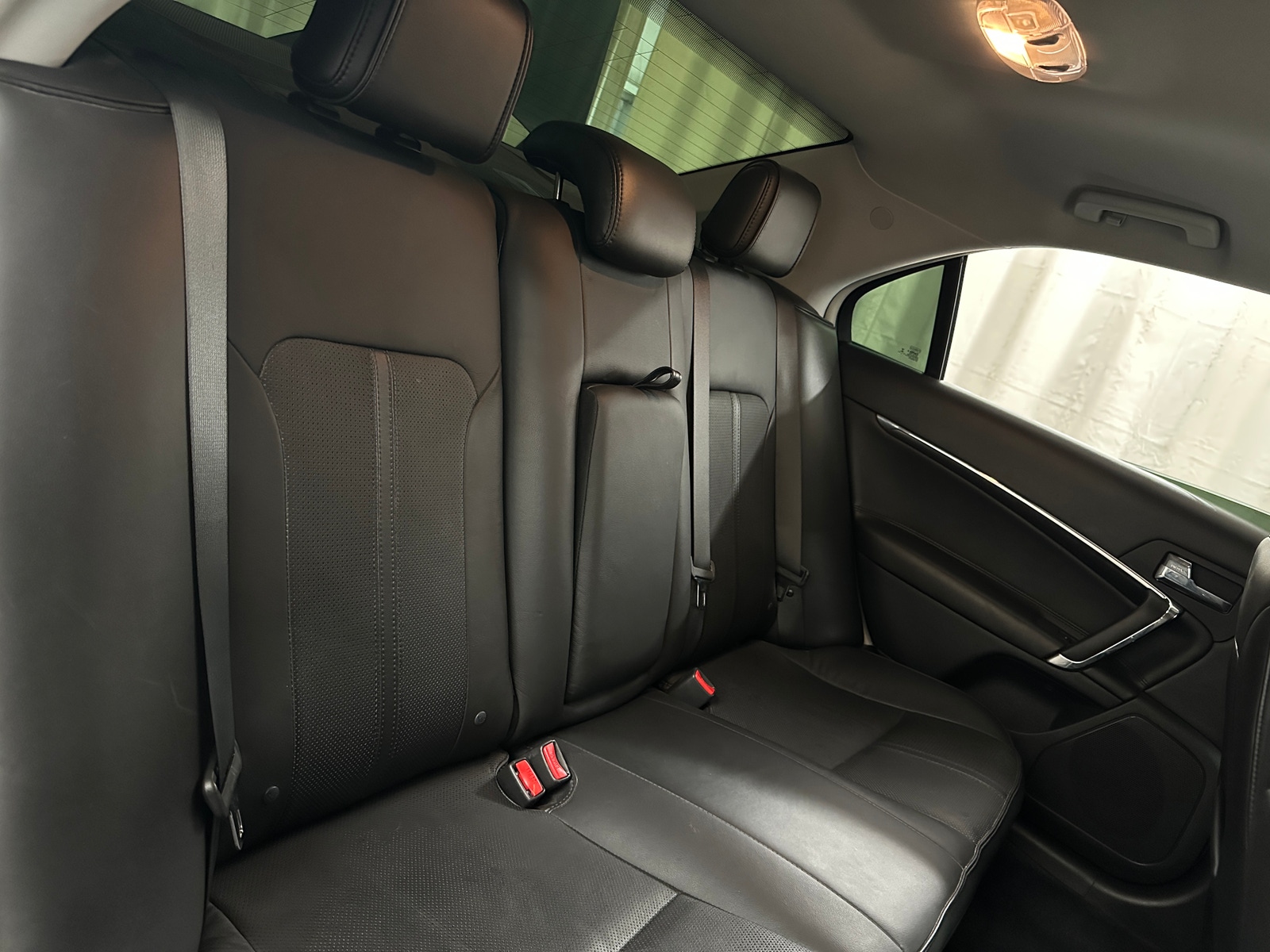 Thumbnail: 2012 Lincoln MKZ - 5