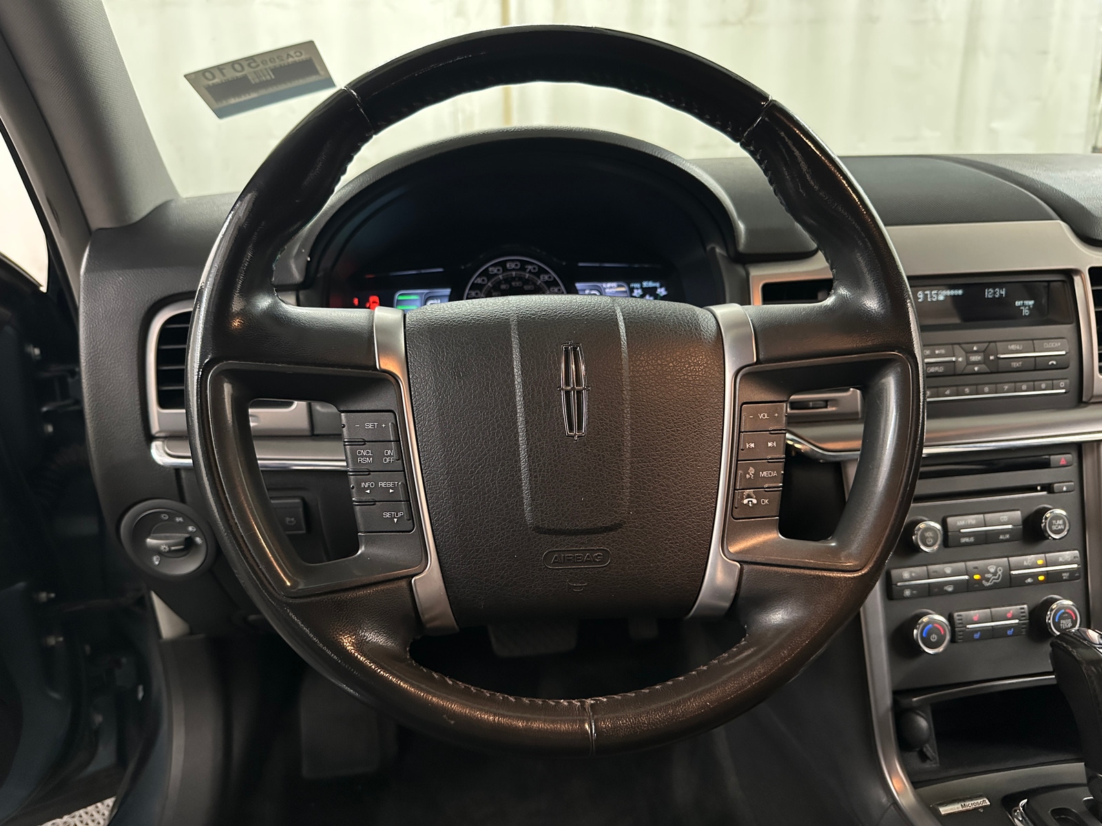 Thumbnail: 2012 Lincoln MKZ - 4