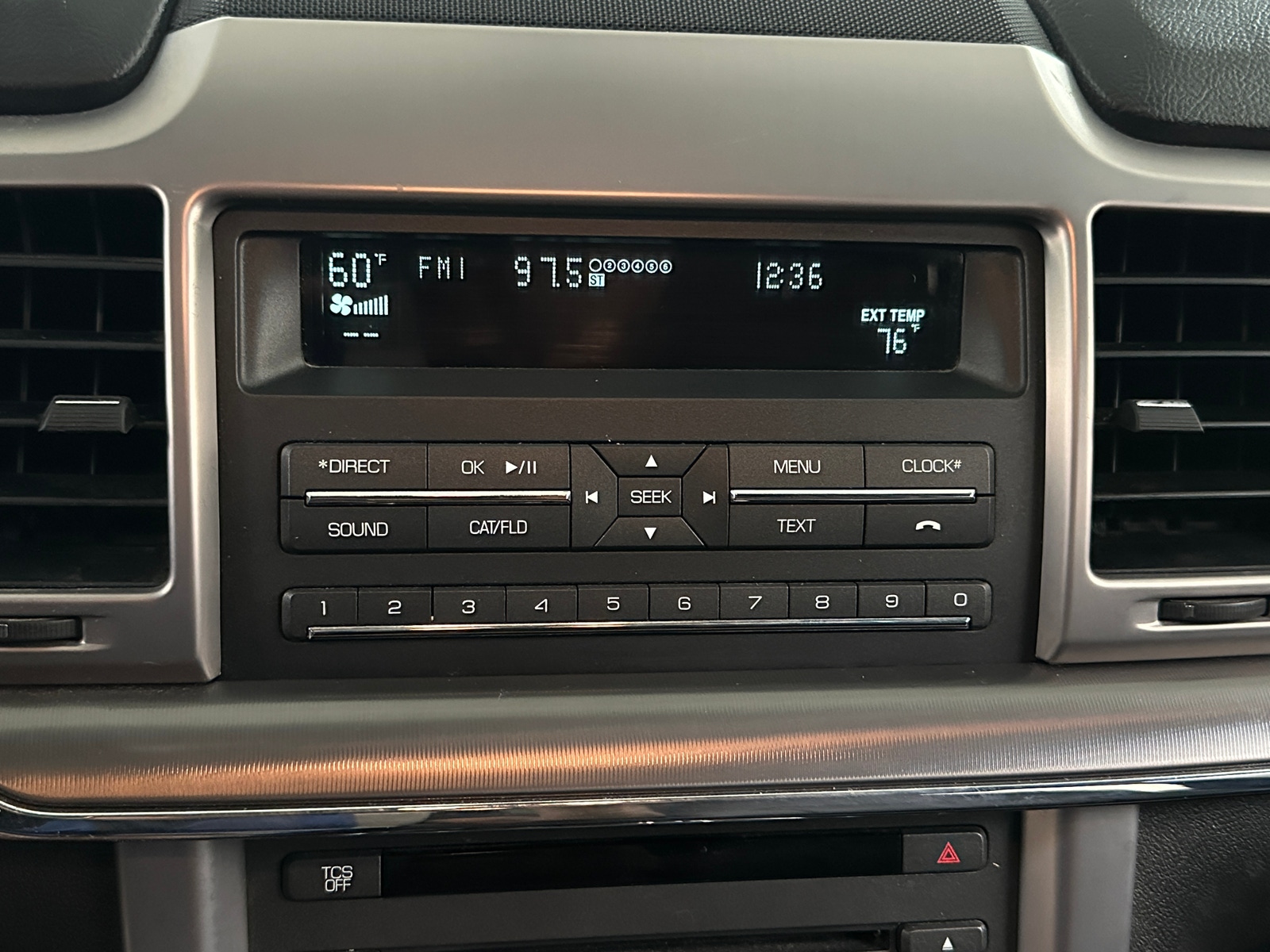 Thumbnail: 2012 Lincoln MKZ - 3