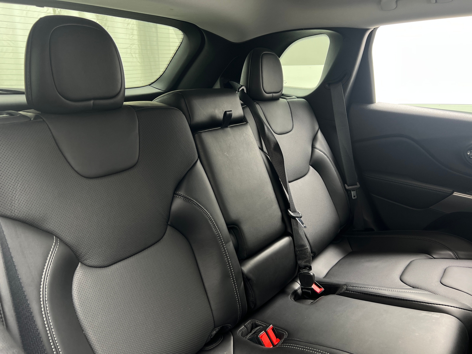 Thumbnail: 2021 Jeep Cherokee - 5