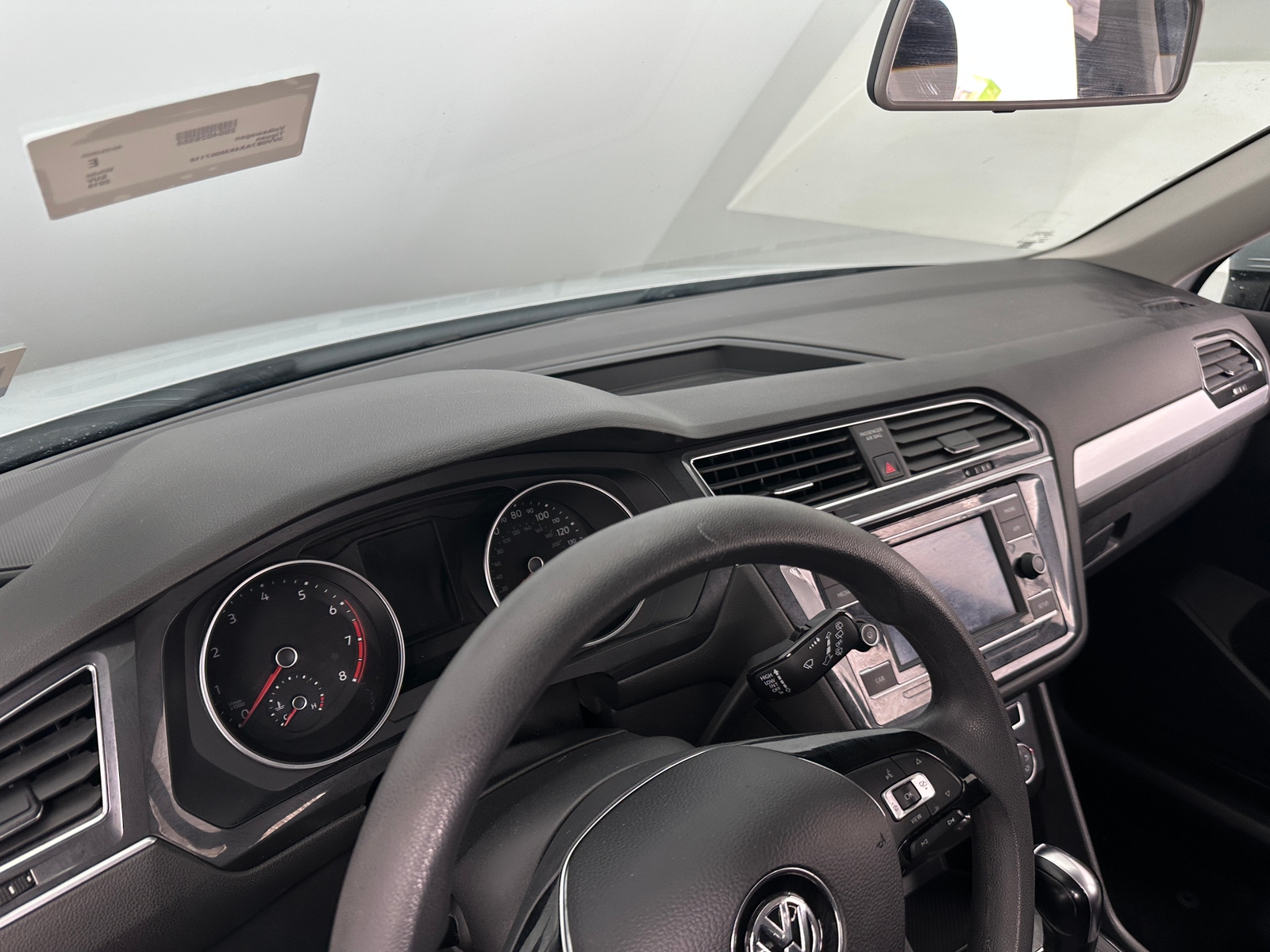 Thumbnail: 2019 Volkswagen Tiguan - 3