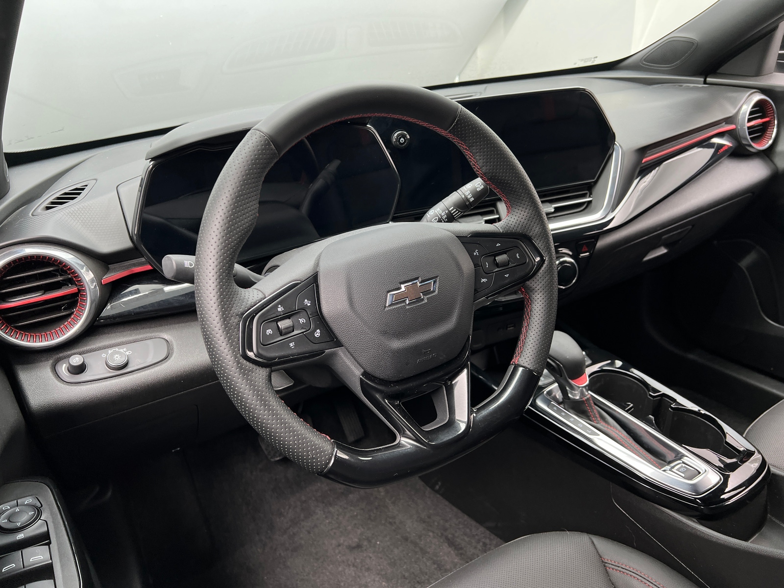 Thumbnail: 2025 Chevrolet Trax - 5