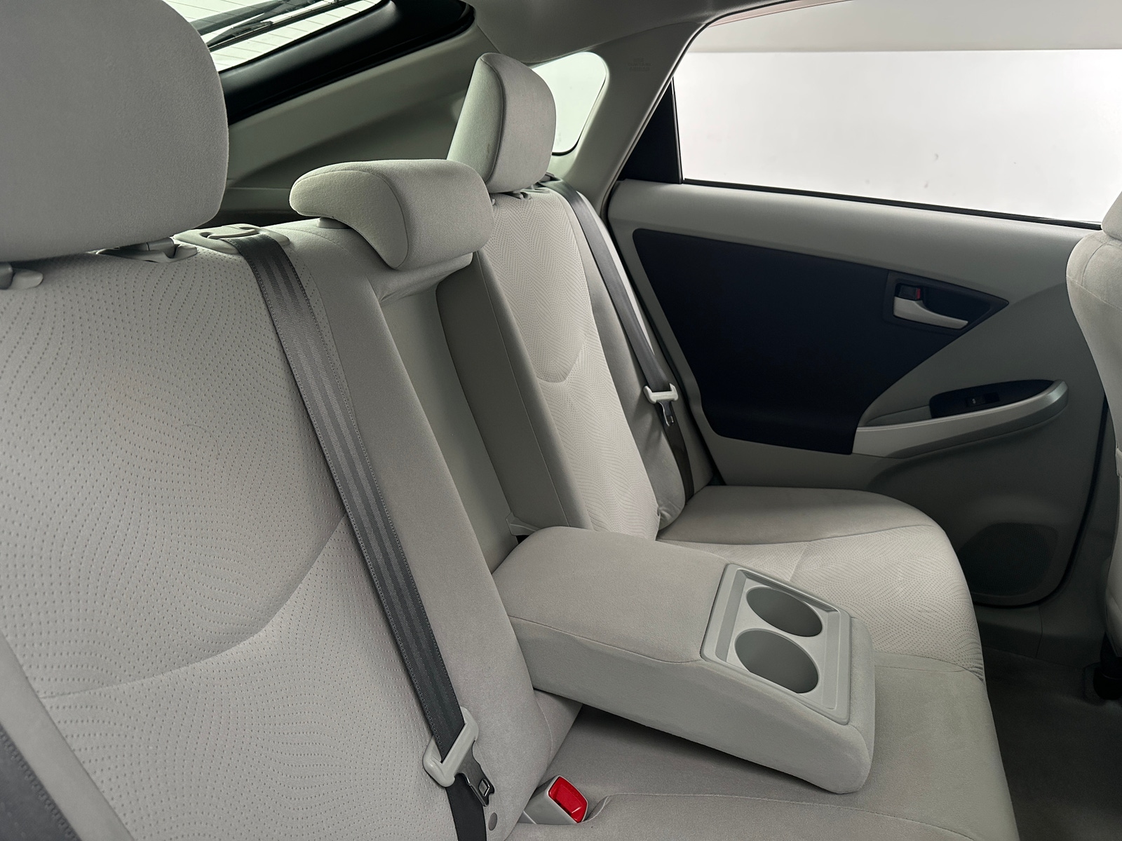 Thumbnail: 2011 Toyota Prius - 6