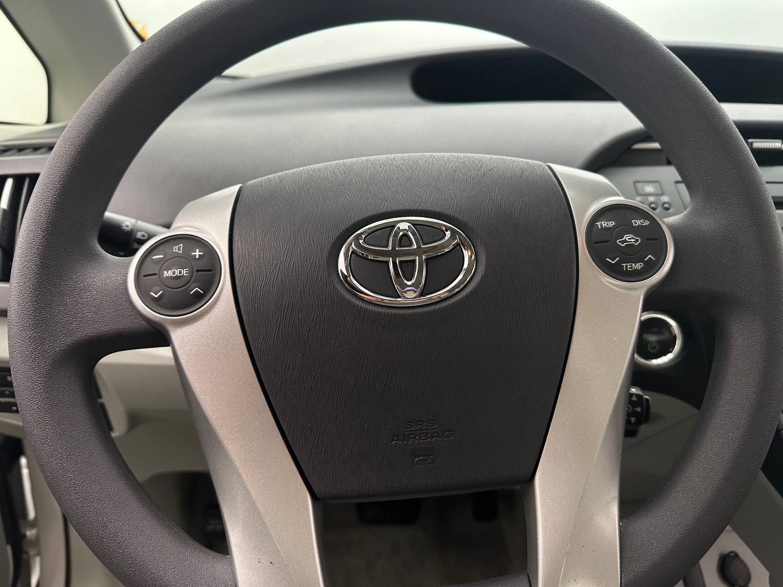 Thumbnail: 2011 Toyota Prius - 5