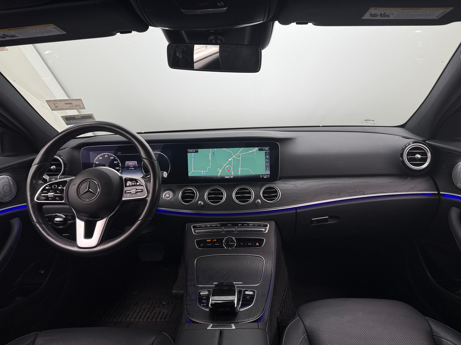 Thumbnail: 2019 Mercedes-Benz E-Class - 2