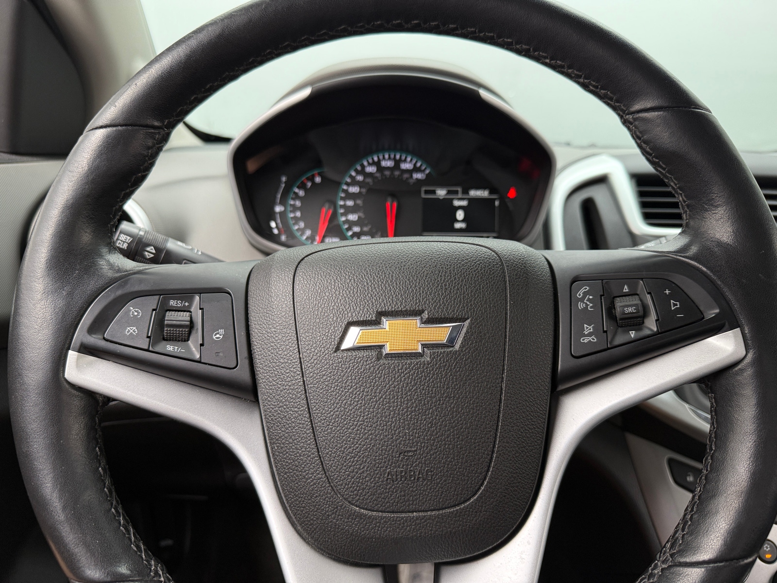 Thumbnail: 2018 Chevrolet Sonic - 4
