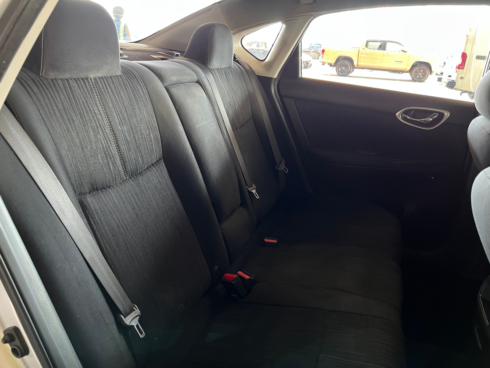 Thumbnail: 2016 Nissan Sentra - 6