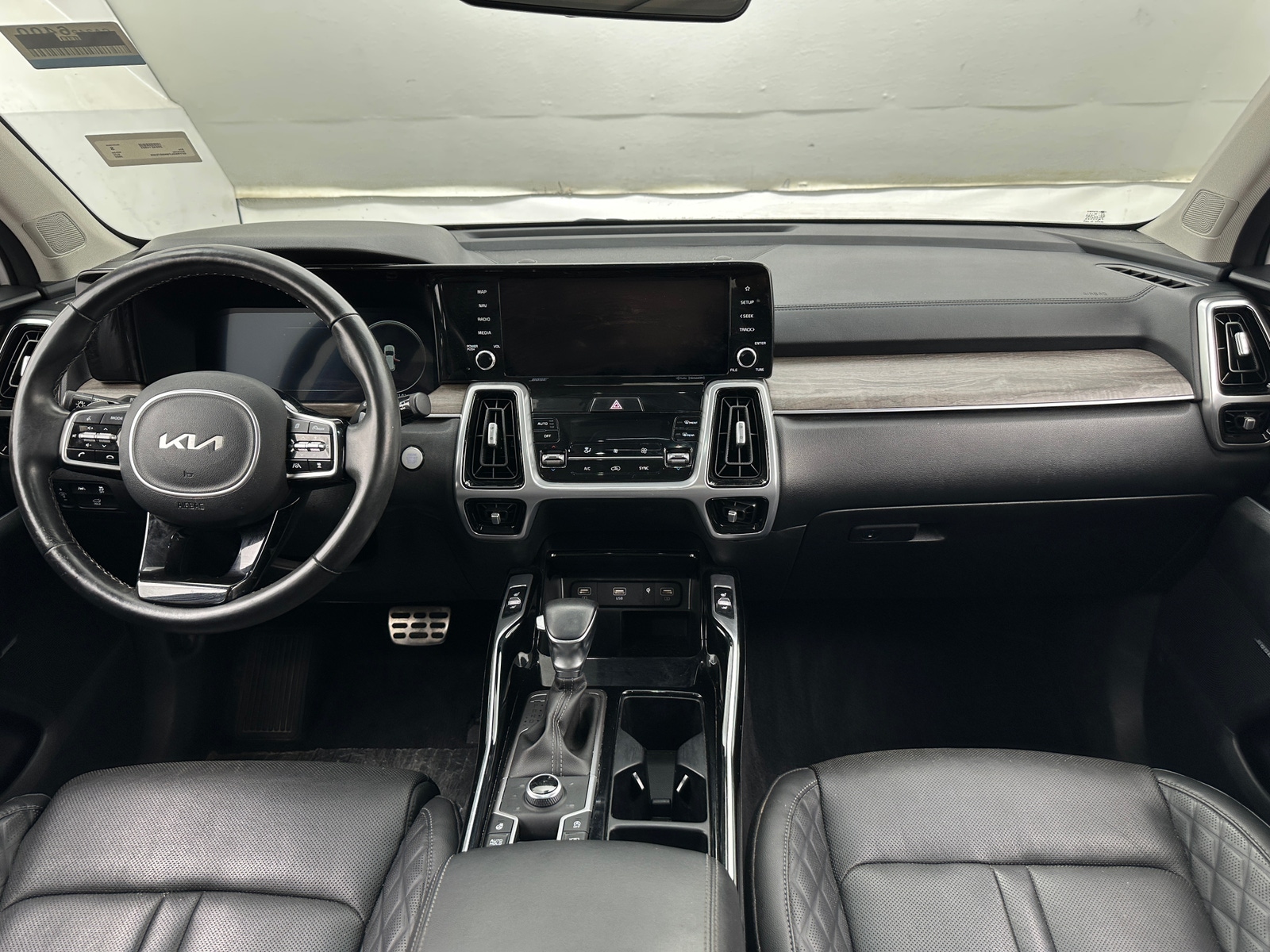 Thumbnail: 2022 Kia Sorento - 2