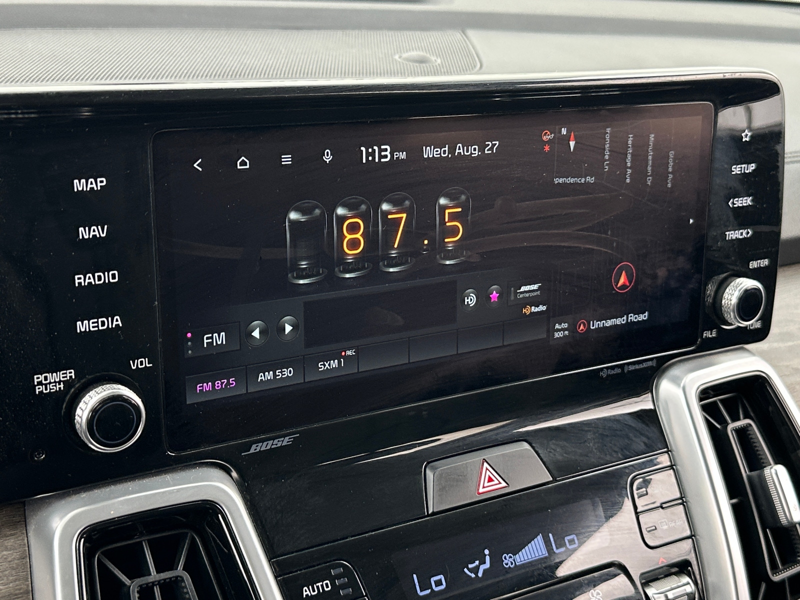 Thumbnail: 2022 Kia Sorento - 3