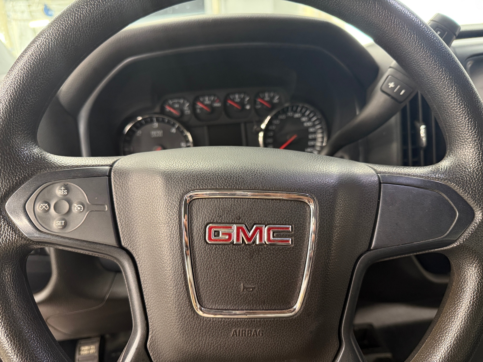 Thumbnail: 2019 GMC Sierra 2500 - 5