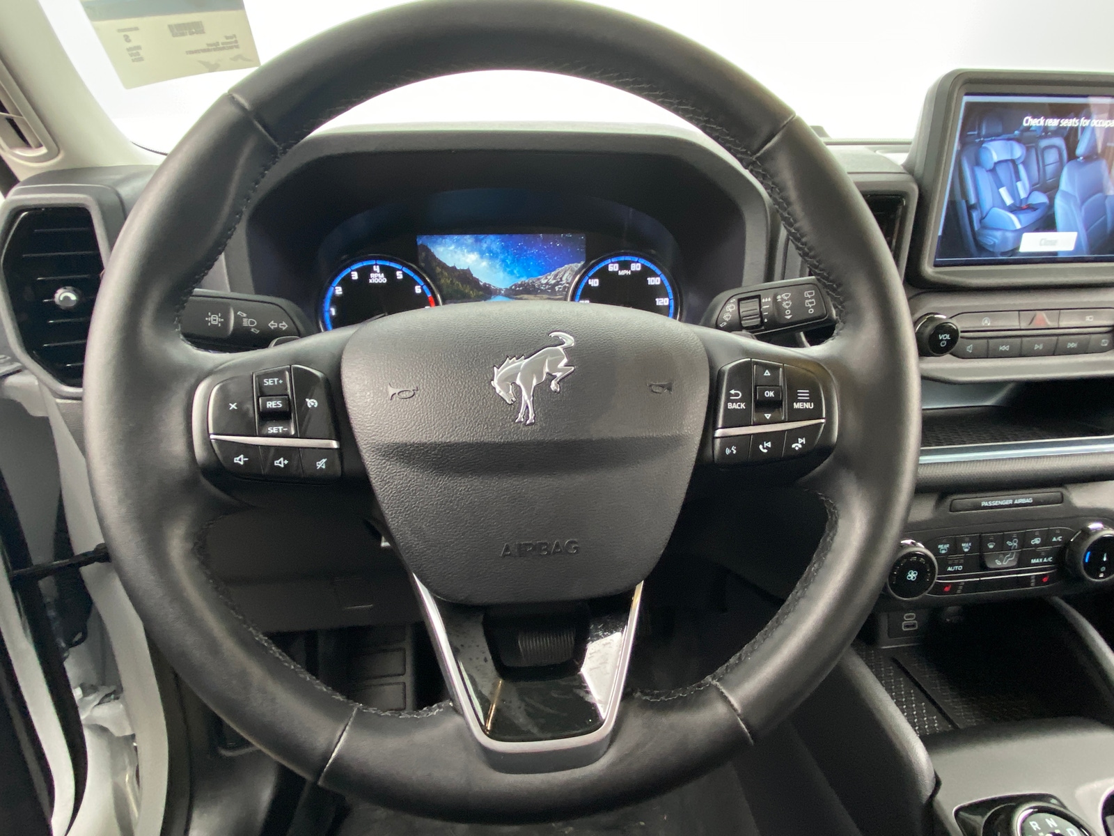 Thumbnail: 2024 Ford Bronco Sport - 5