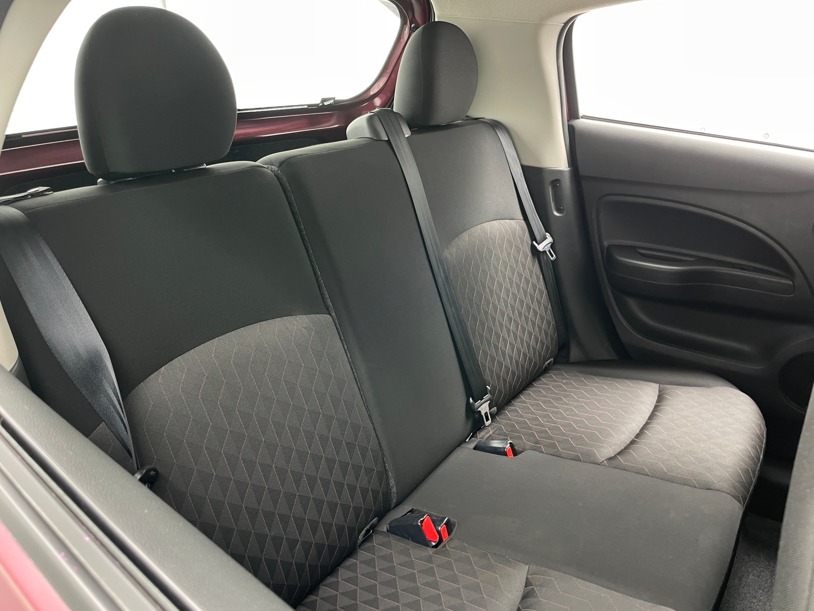 Thumbnail: 2021 Mitsubishi Mirage - 6