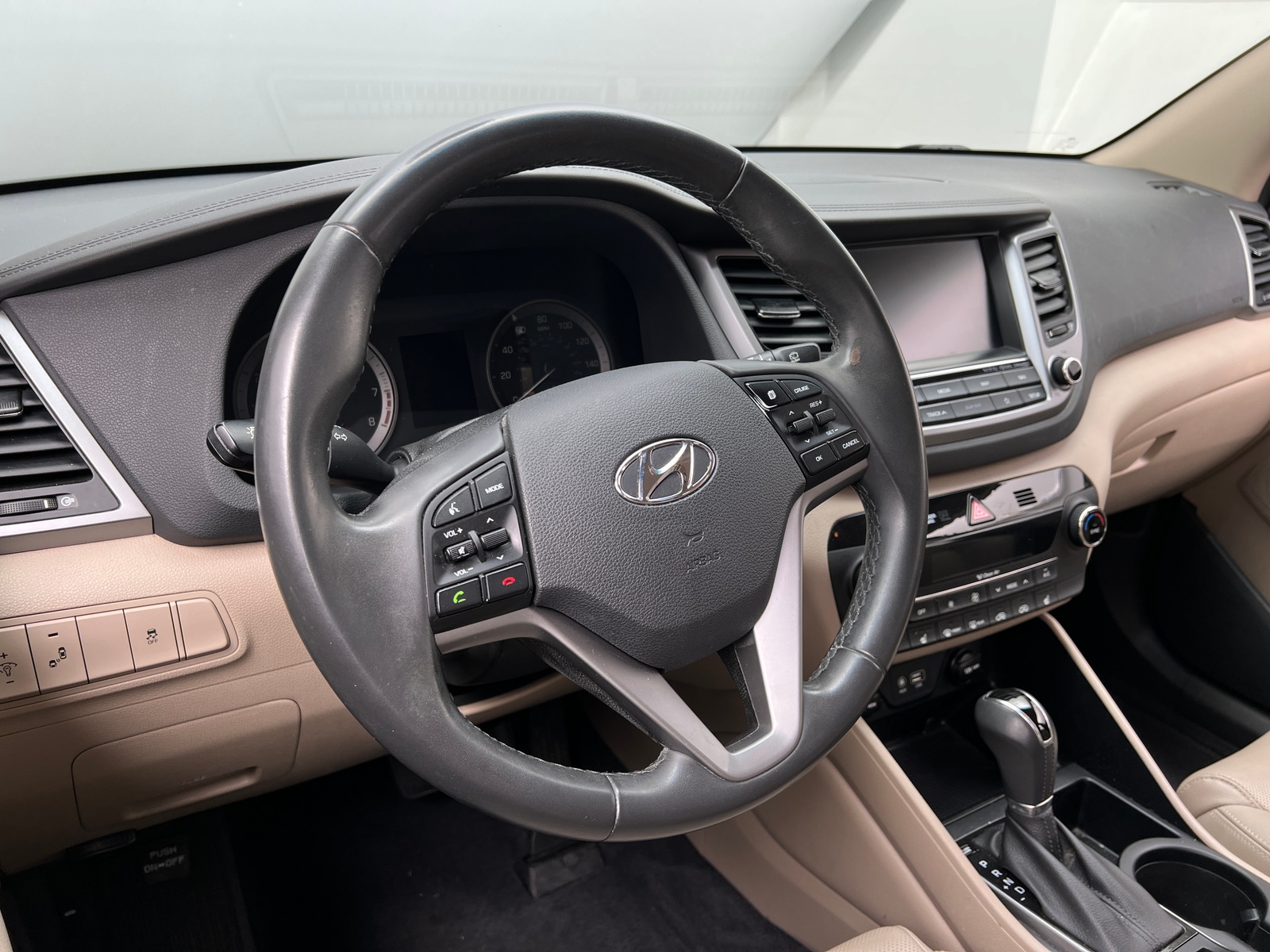 Thumbnail: 2018 Hyundai Tucson - 4