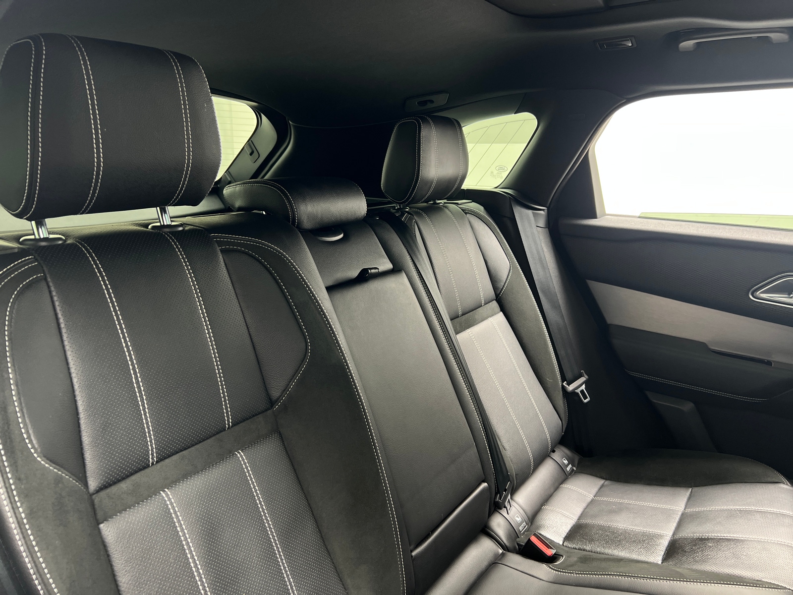 Thumbnail: 2020 Land Rover Range Rover Velar - 5
