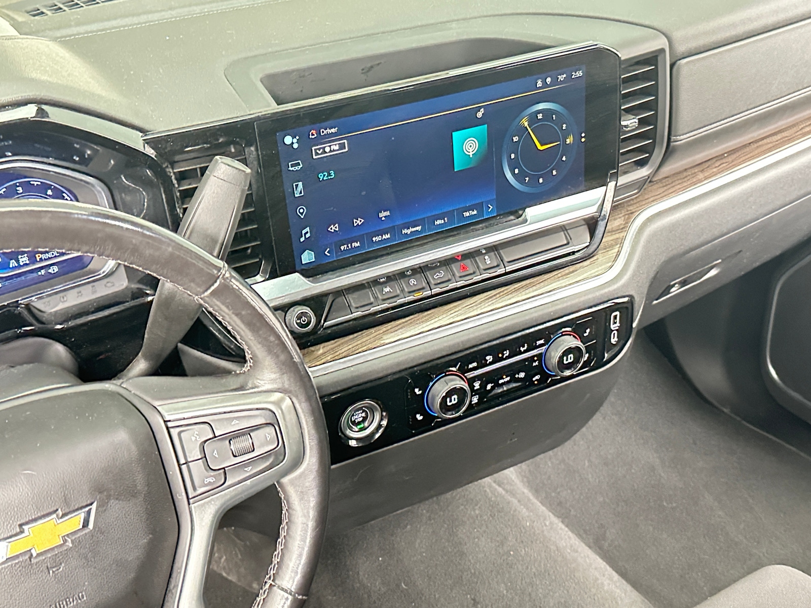 Thumbnail: 2022 Chevrolet Silverado 1500 - 3