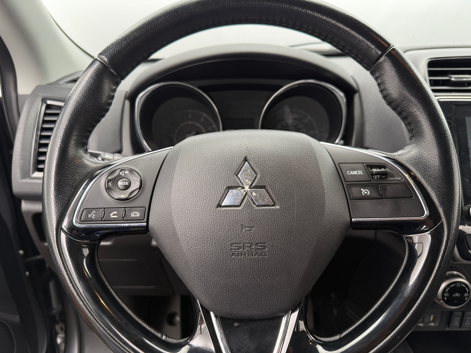 Thumbnail: 2021 Mitsubishi Outlander Sport - 5