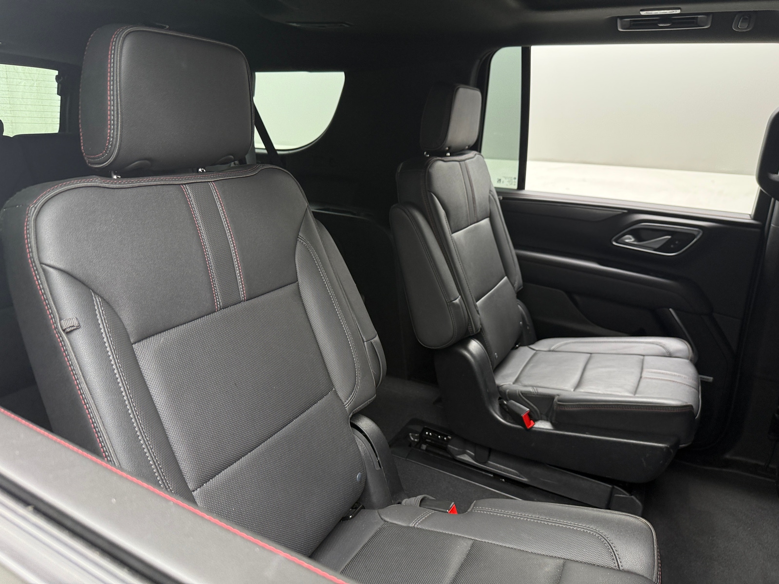 Thumbnail: 2022 Chevrolet Suburban - 5