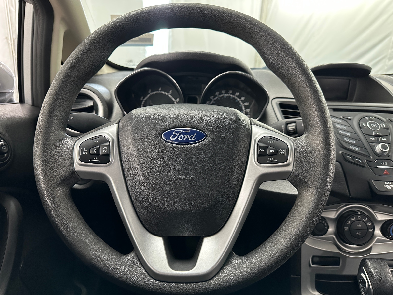 Thumbnail: 2018 Ford Fiesta - 5