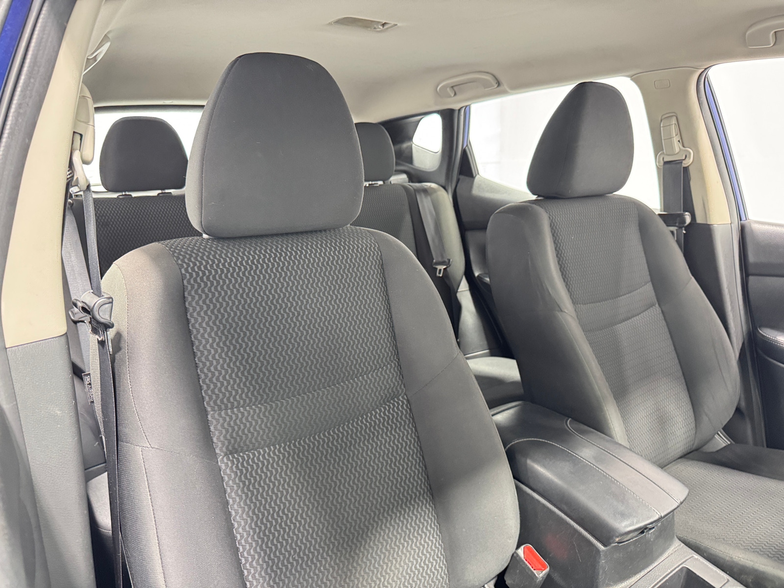 Thumbnail: 2019 Nissan Rogue Sport - 2