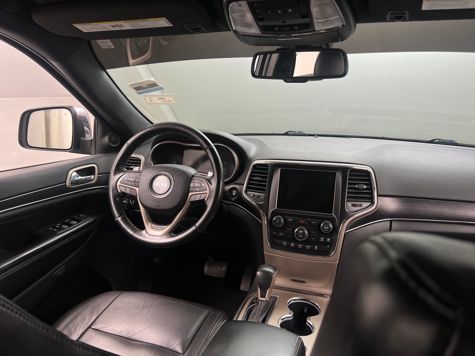 Thumbnail: 2016 Jeep Grand Cherokee - 2