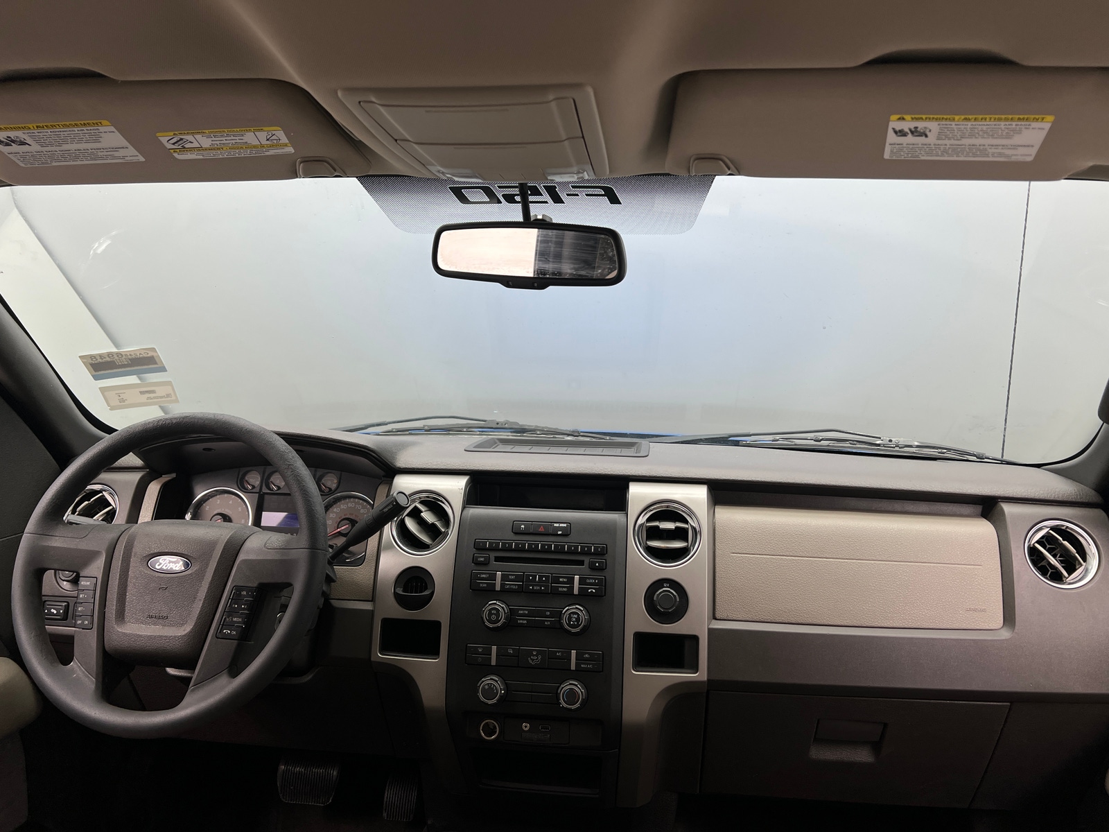 Thumbnail: 2010 Ford Econoline - 3