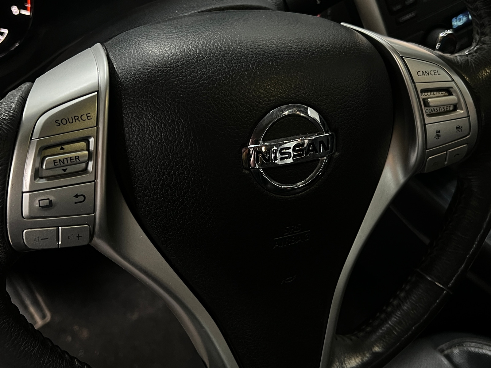 Thumbnail: 2017 Nissan Altima - 4