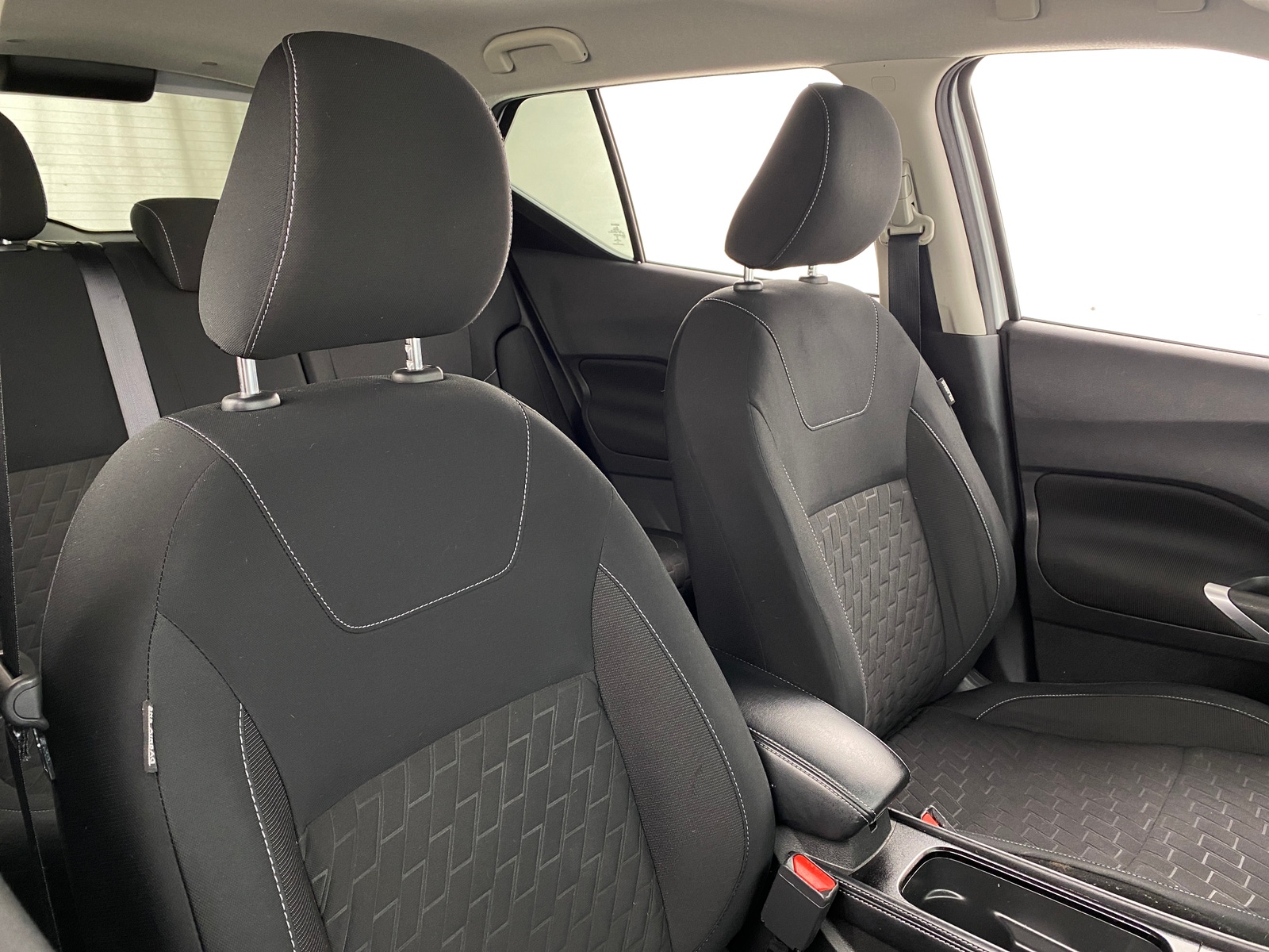 Thumbnail: 2022 Nissan Kicks - 2