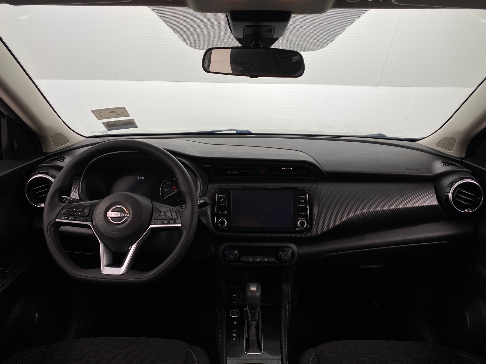 Thumbnail: 2022 Nissan Kicks - 3
