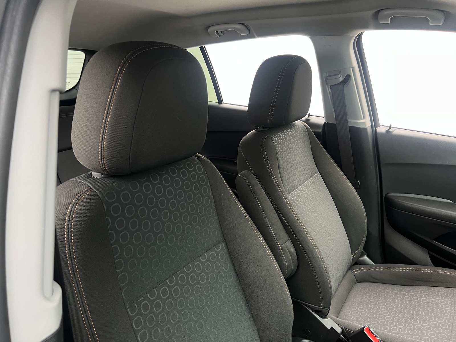 Thumbnail: 2020 Chevrolet Trax - 2