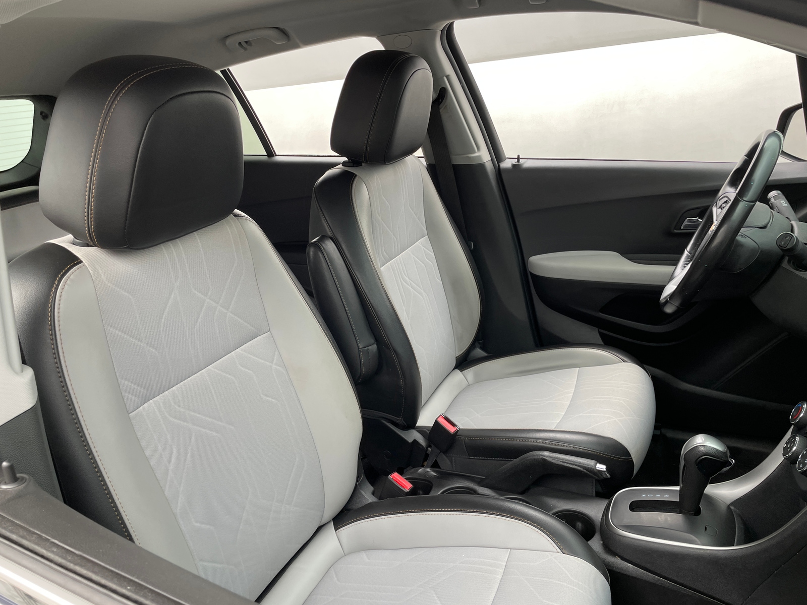 Thumbnail: 2018 Chevrolet Trax - 2