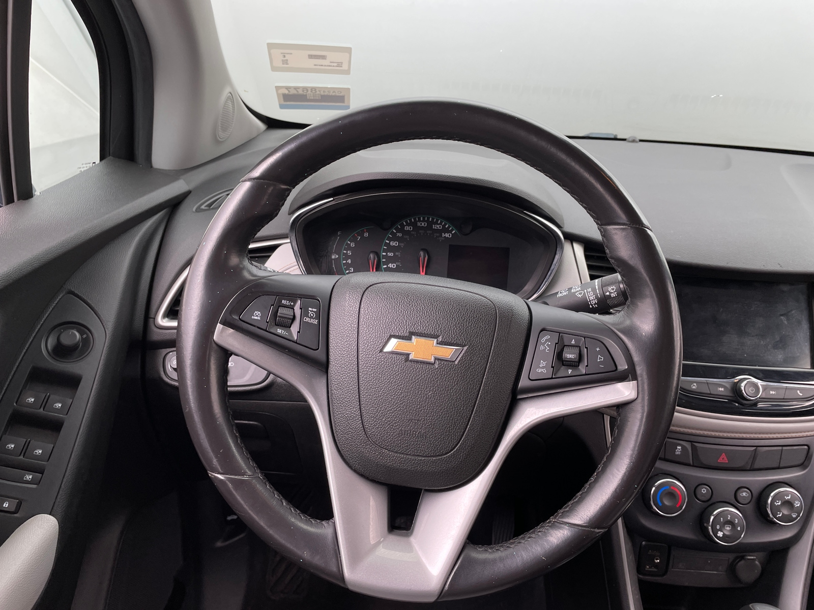 Thumbnail: 2018 Chevrolet Trax - 5