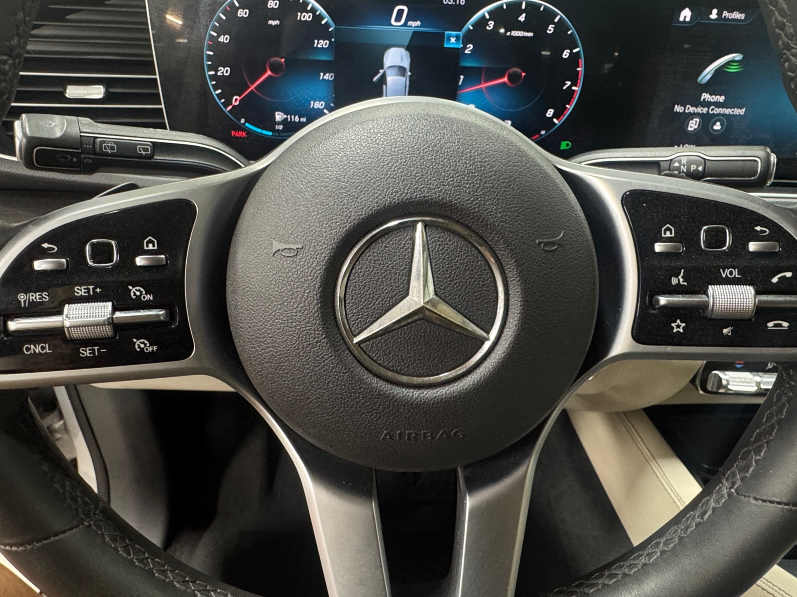 Thumbnail: 2020 Mercedes-Benz GLE - 4