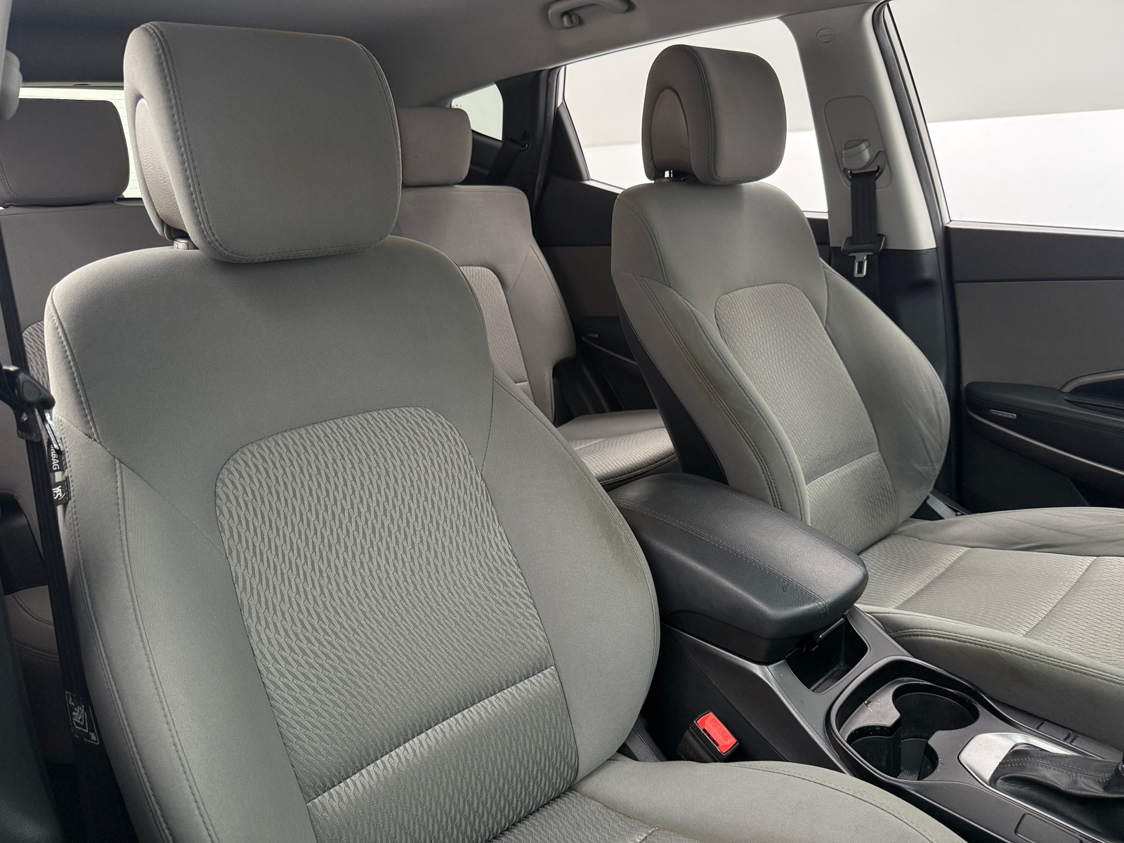 Thumbnail: 2015 Hyundai Santa Fe - 2