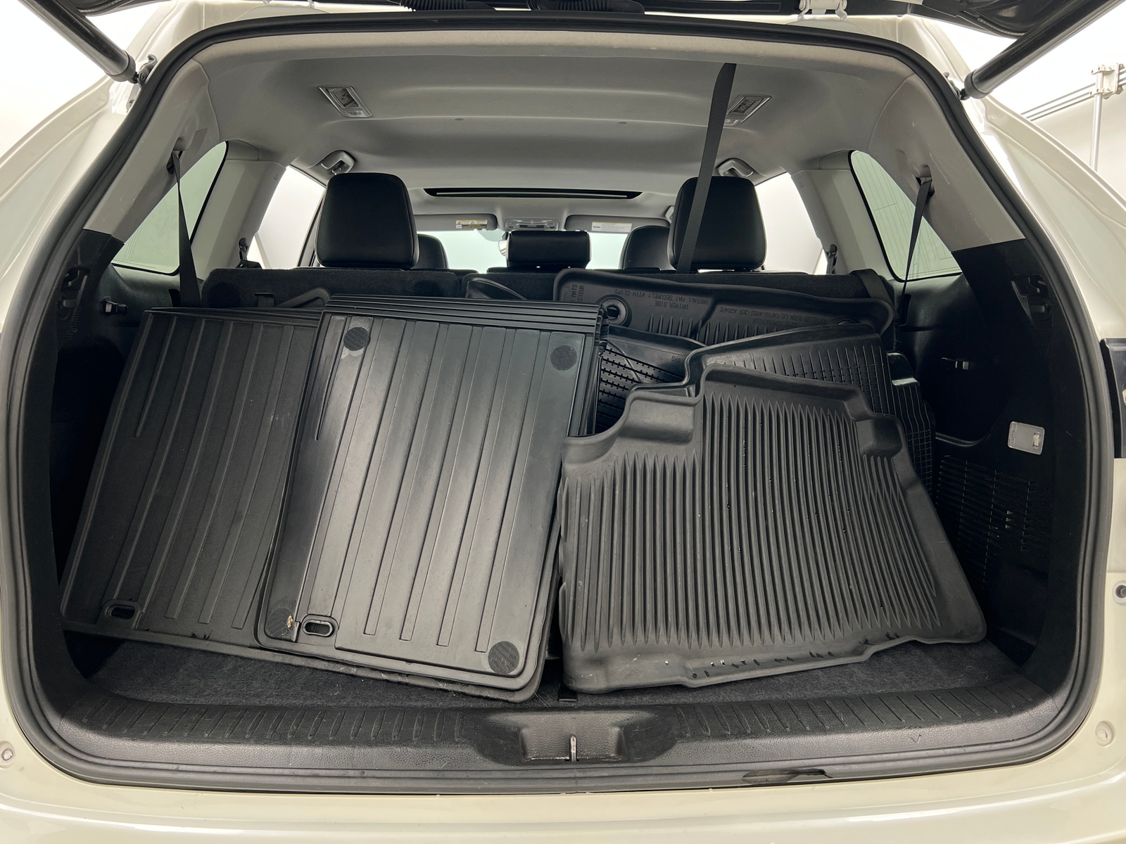 Thumbnail: 2019 Toyota Highlander - 6