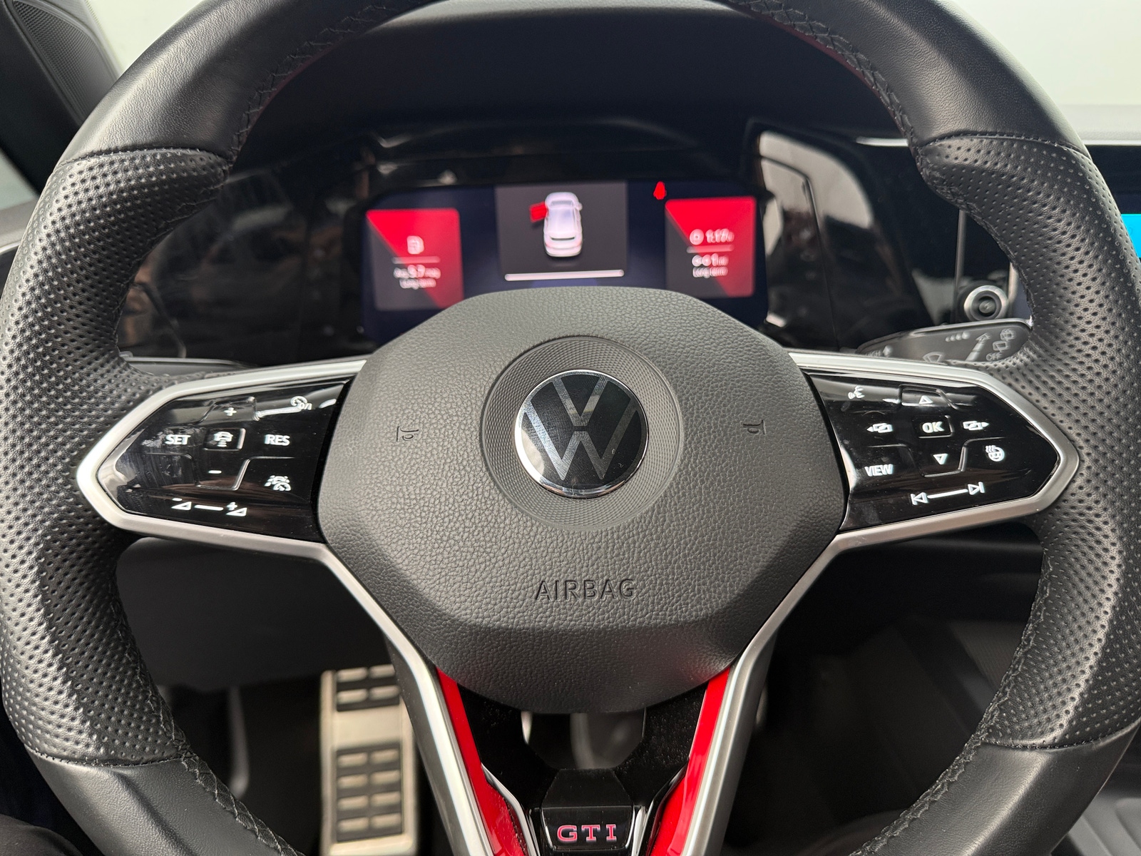 Thumbnail: 2022 Volkswagen Golf - 5