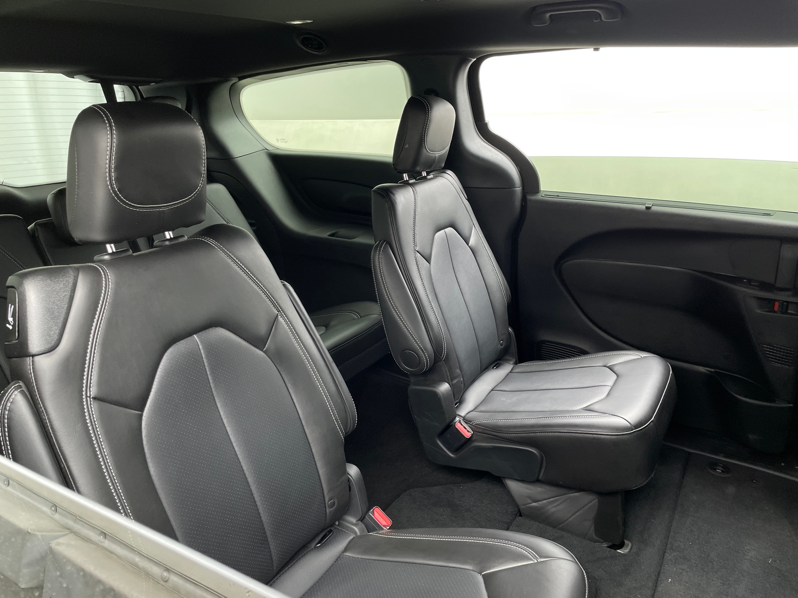 Thumbnail: 2024 Chrysler Pacifica - 5