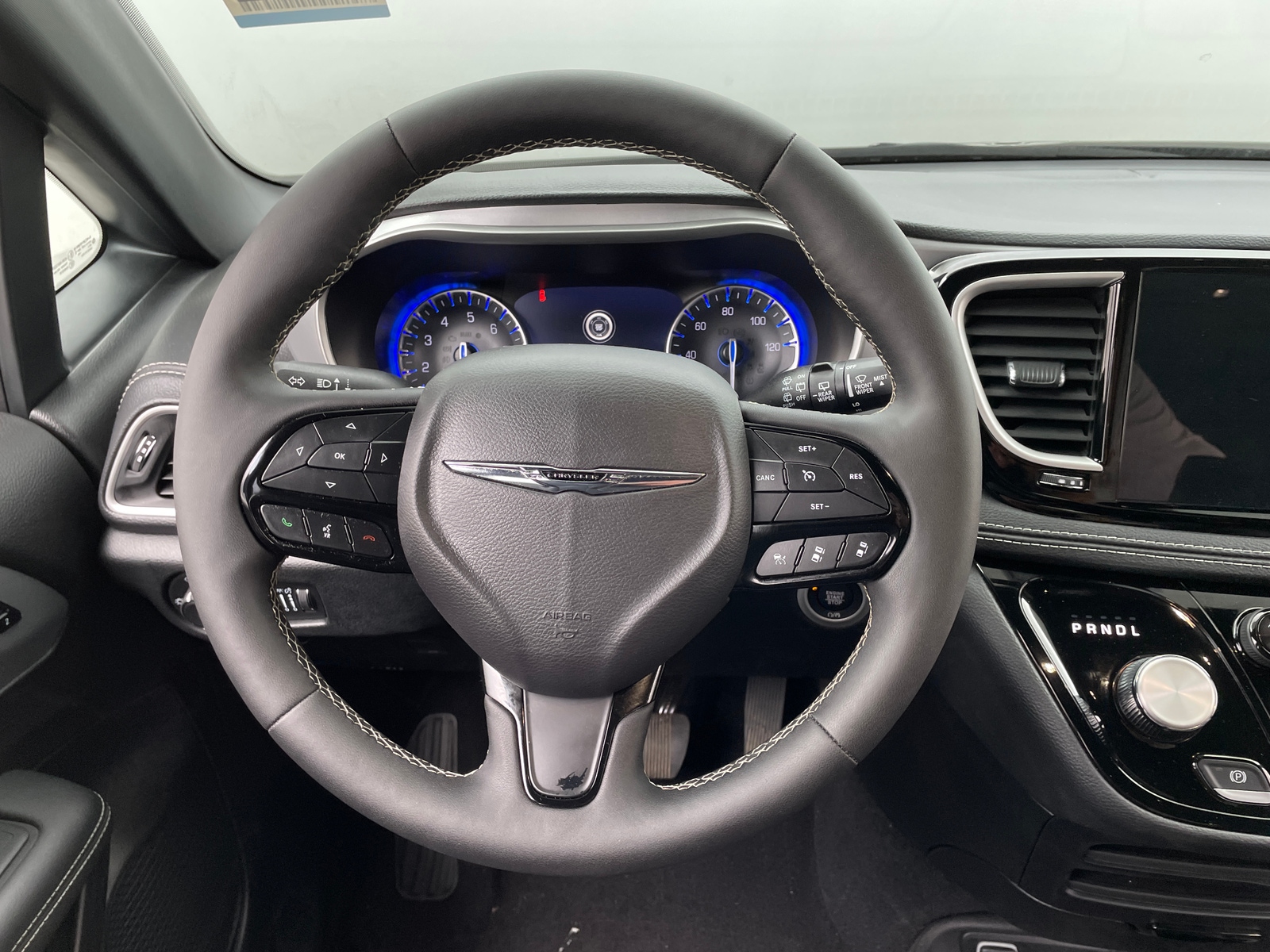 Thumbnail: 2024 Chrysler Pacifica - 4